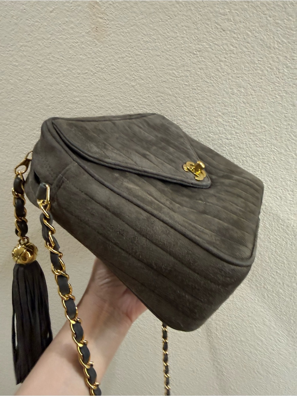 Chanel Brown Suede Camera Shoulder Bag Vintage - Picture 5 of 16
